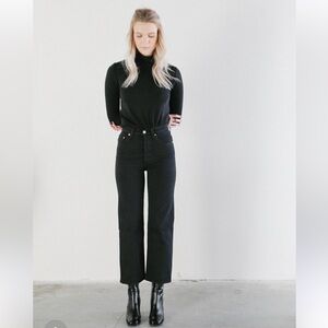 Levi's Premium Ribcage Straight Ankle Jeans in Black